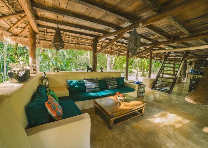 Palapa Con Cenote Privado